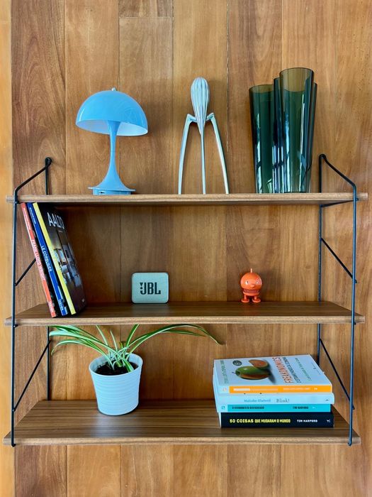 Estante vintage string em madeira