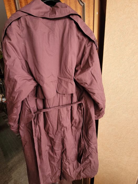 Нове жіноче пальто демісезонне, плащовка, розмір 48