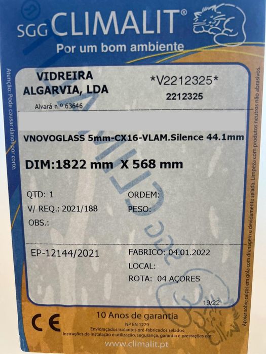 Porta de vidro duplo laminado e aluminio