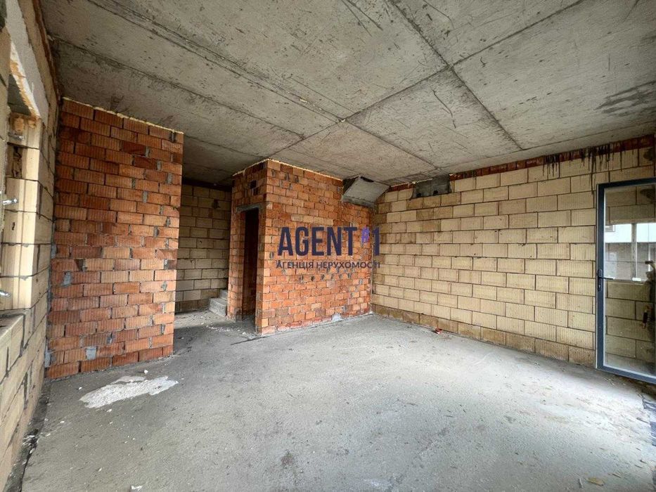 Квадрекс в збудованому котеджному містечку, Петропавлівська Борщагівка