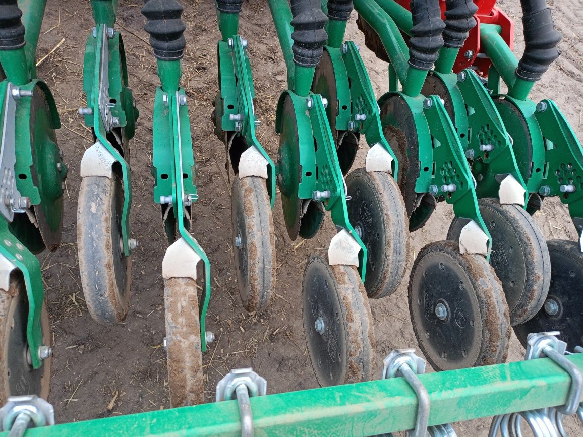 Zestaw uprawowo-siewny landstal agro-masz