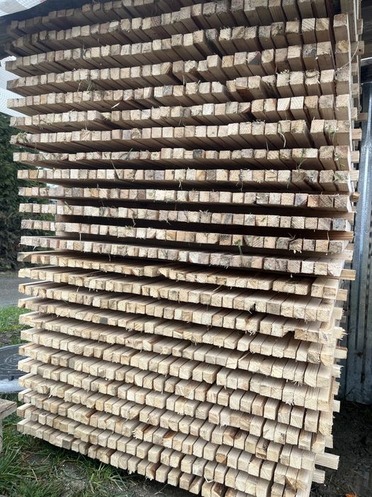 Listwy, paliki, tyczki geodezyjne