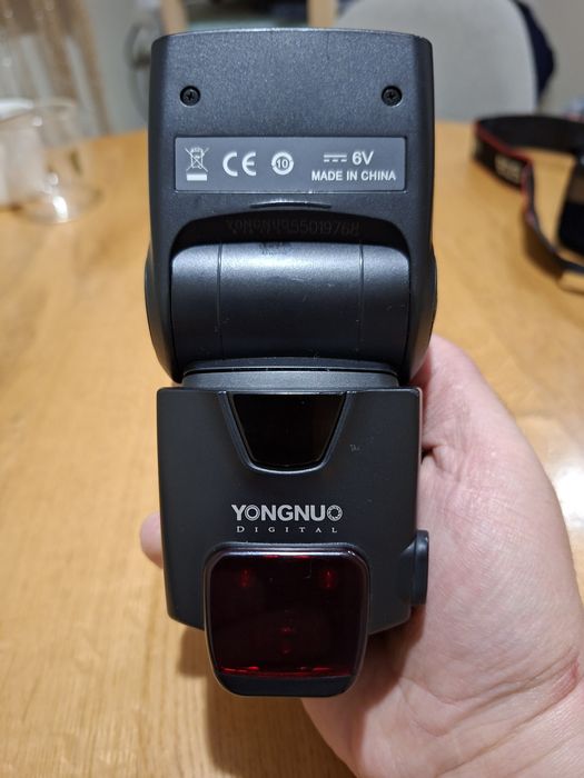 Фотоспалах YONGNUO digital