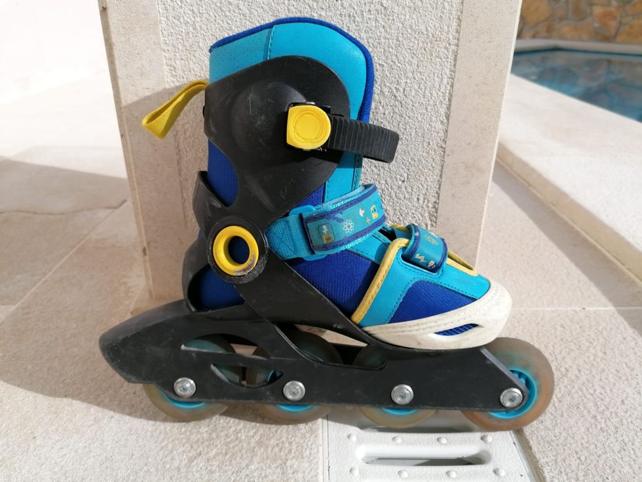 Patins em linha tamanho 30-31 com capacete e proteções incluidas