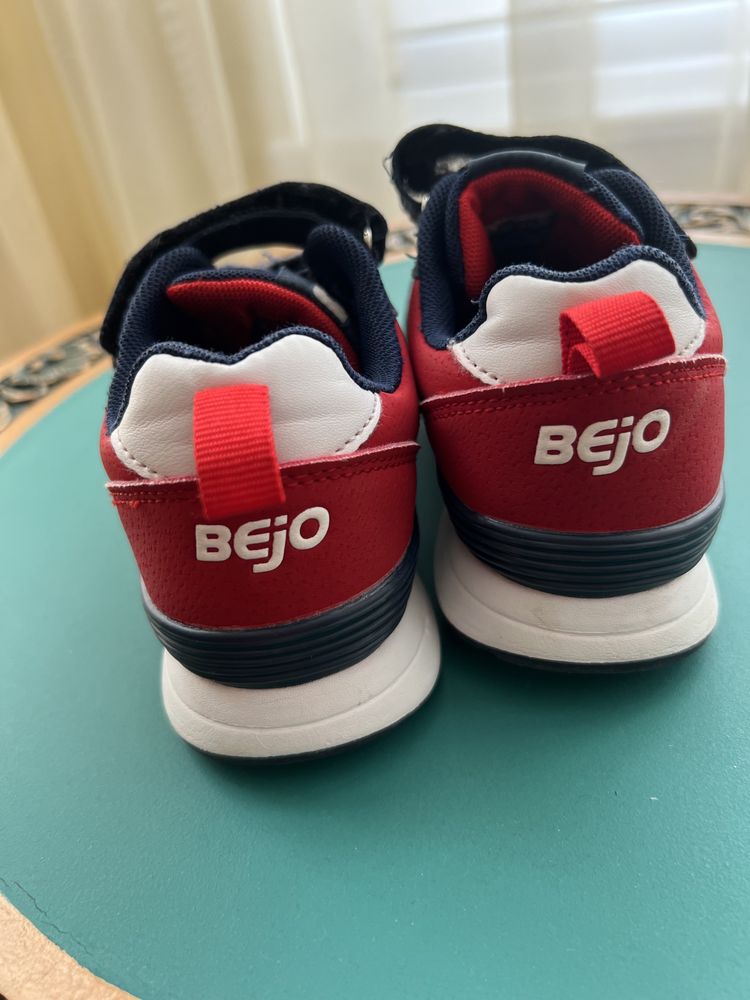 Кросівки дитячі Bejo 30р 20 см кеди взуття хайтопи