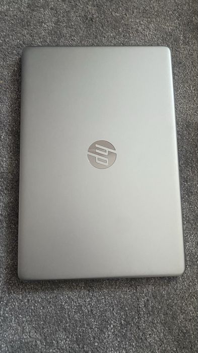 Ноутбук HP dy4038nr i7 16gb