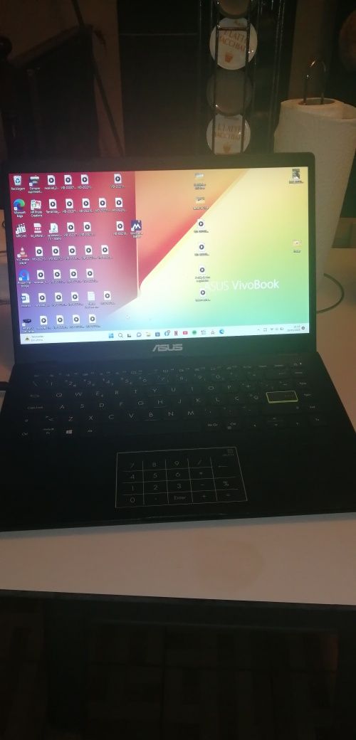 Portatil Asus notebook pc