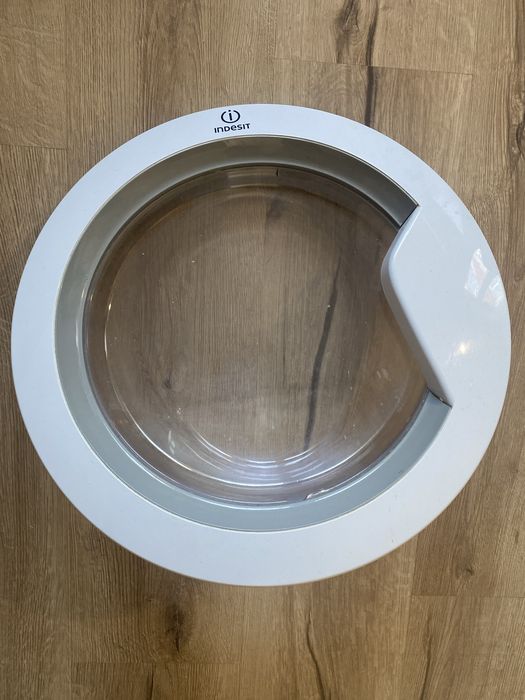 Люк до пральноі машини Indesit IWDE7125