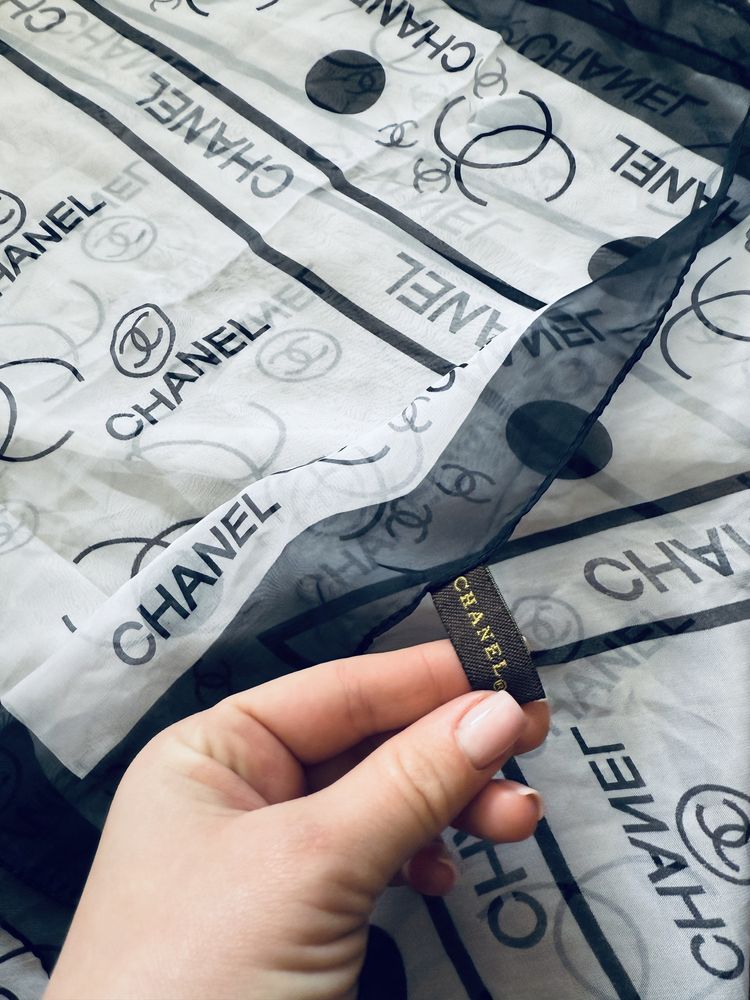 Шовковий шарф вінтаж шаль платок оригинал хустка палантин chanel