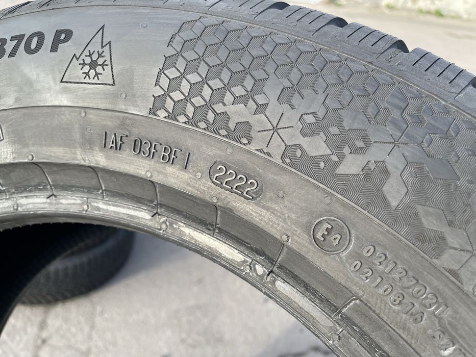 Практично нові зимові шини Continental 215/65 R17