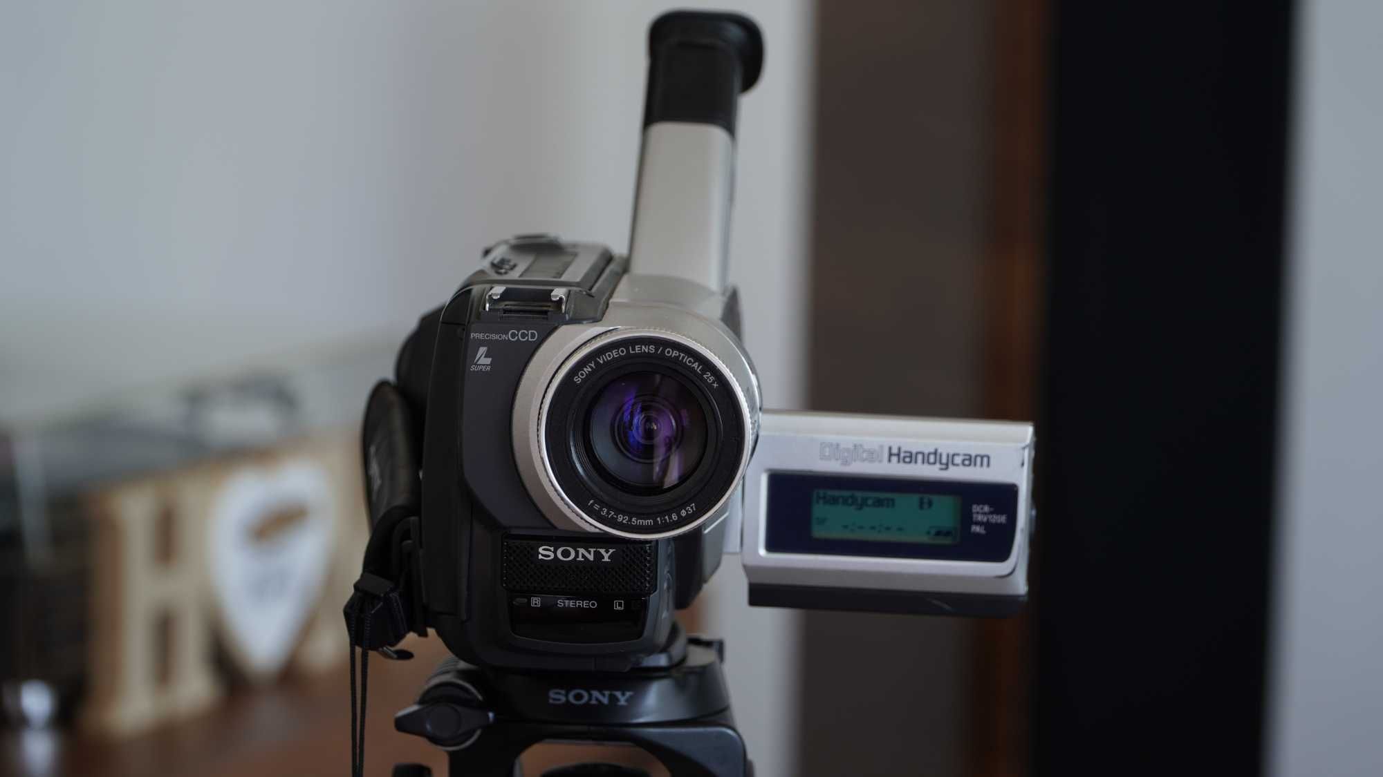 Kamera Sony Digital8 DCR TRV-120E NightShot Retro Analog playback