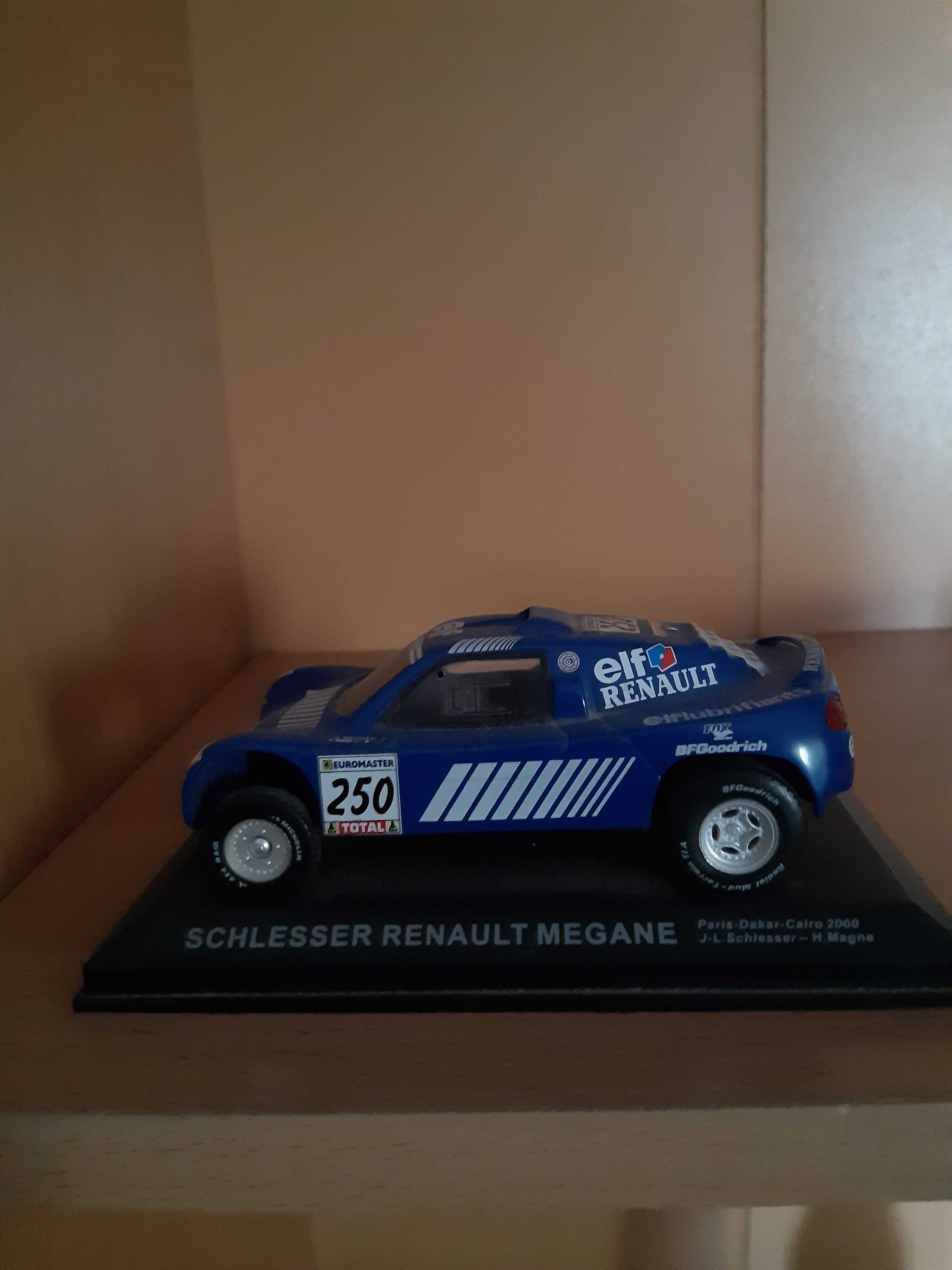 Vendo miniatura automóvel