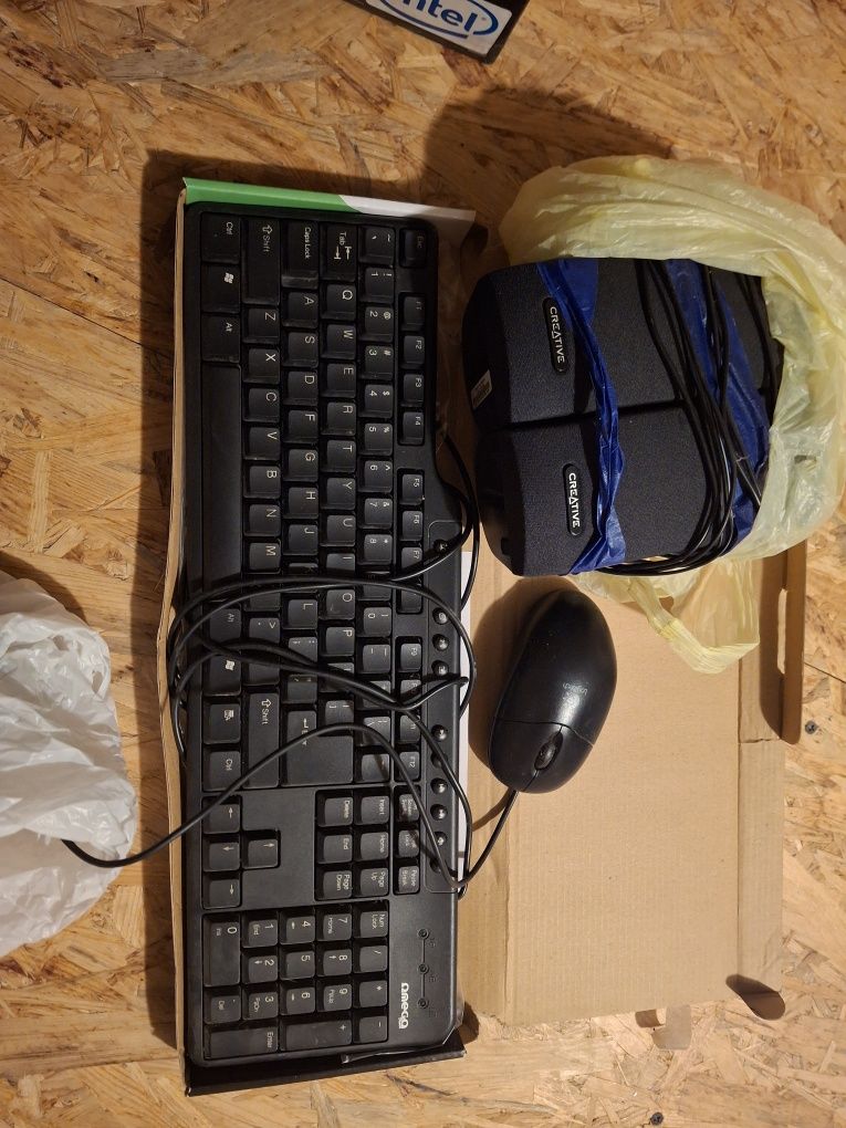 Monitor samsung 18,5