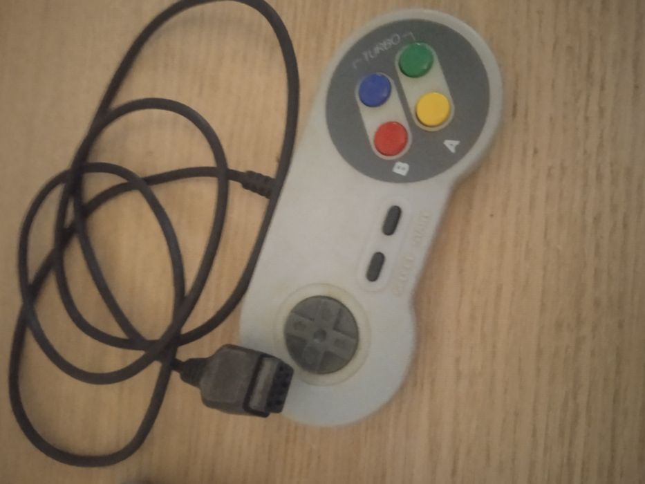 2 jogos Nintendo antigos e comando
