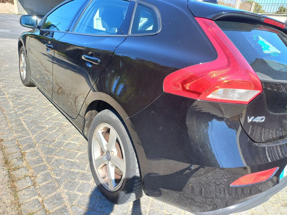 Vende-se volvo em bom estado