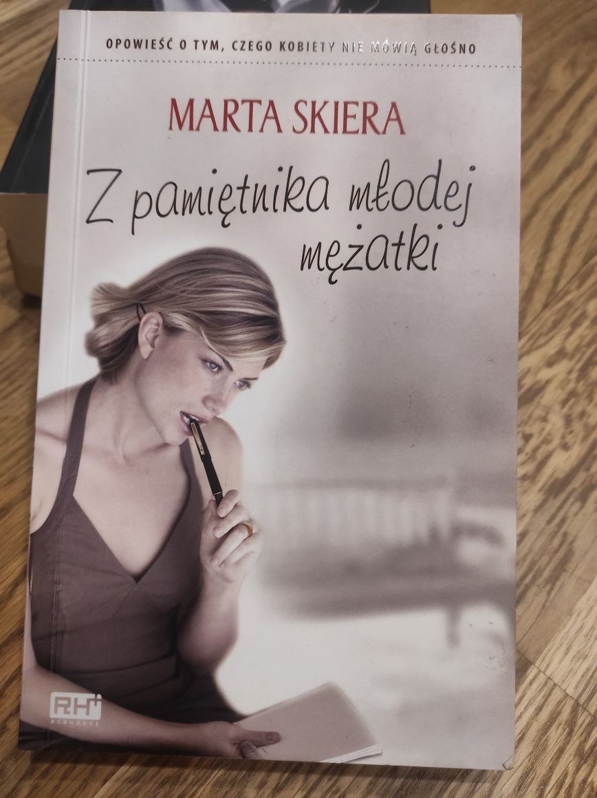 Książka - Z pamiętnika młodej mężatki - Marta Skiera