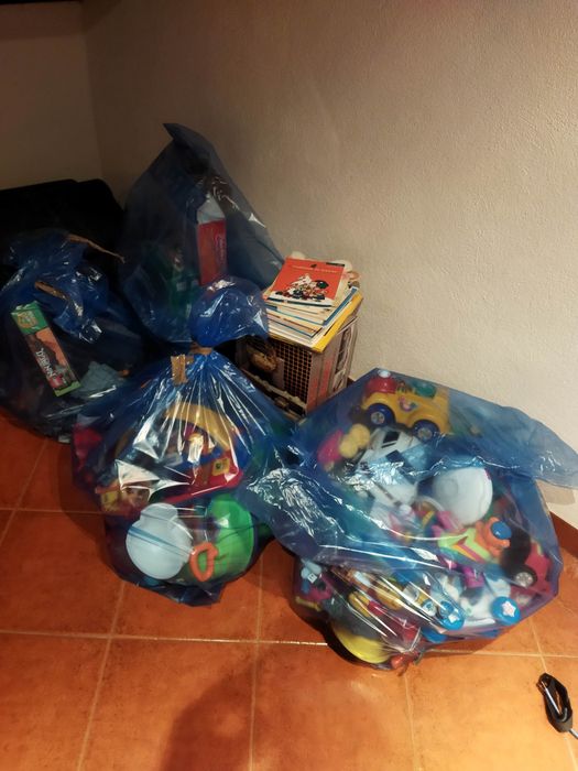 Sacos brinquedos,peluches,bonecos,livros roupas infantis bebe crianças