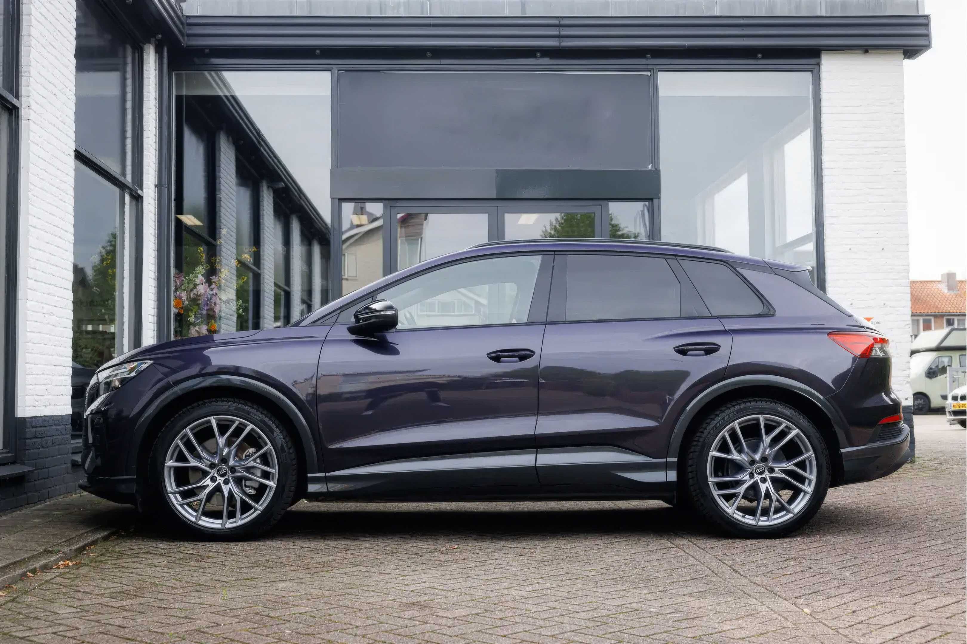2024 Audi Q4 e-tron