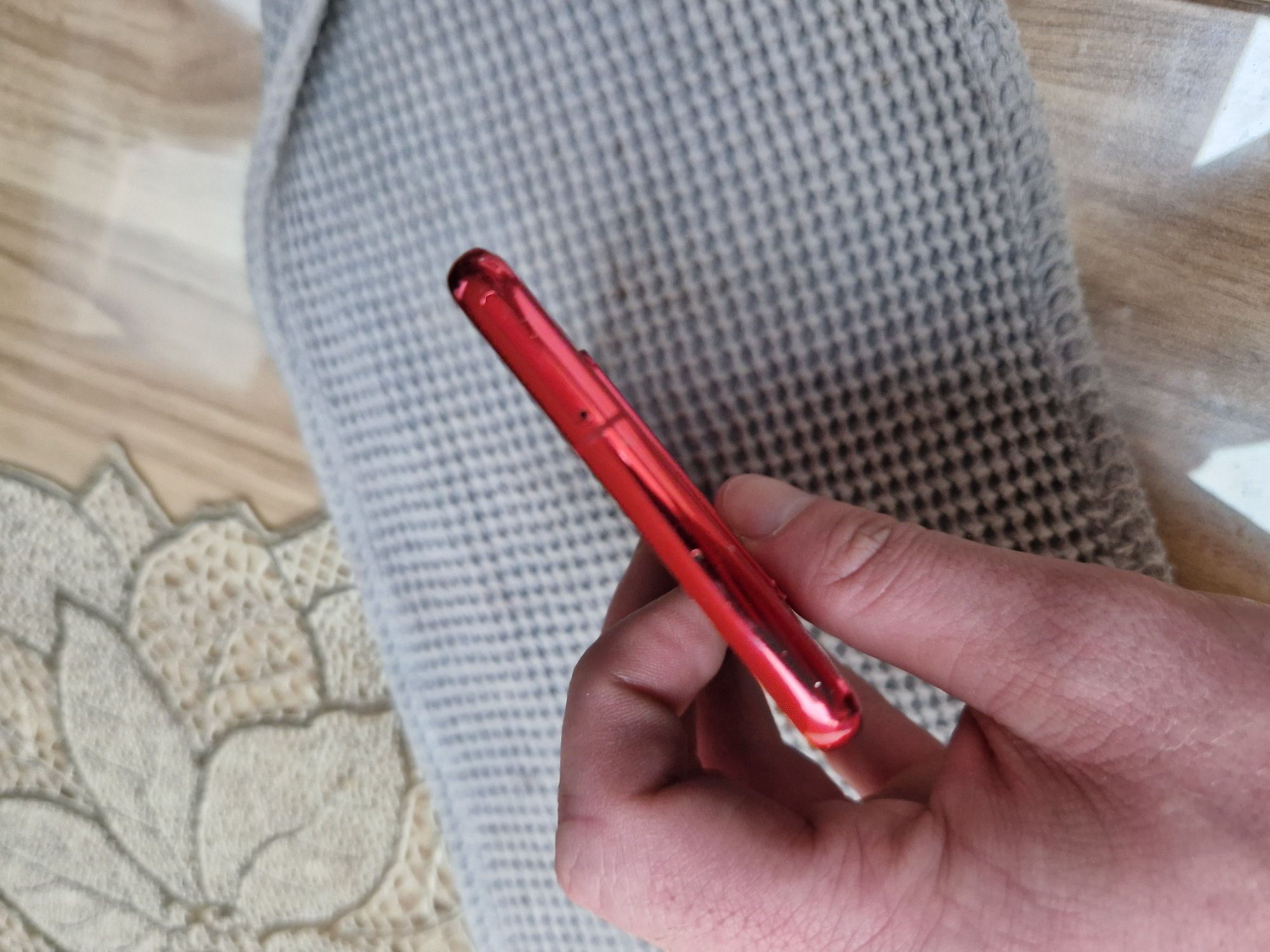 Samsung Galaxy S10+ Cardinal Red