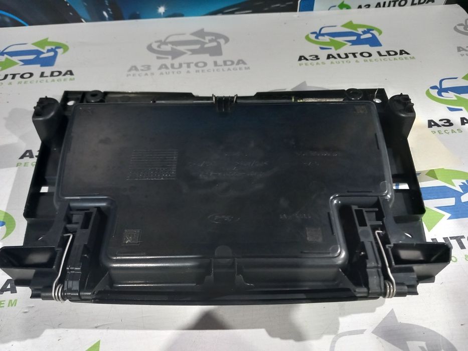 Caixa de arrumação Ford C-Max 2008