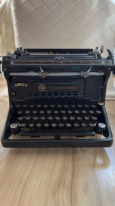 maszyna do pisania IDEAL NAUMANN.