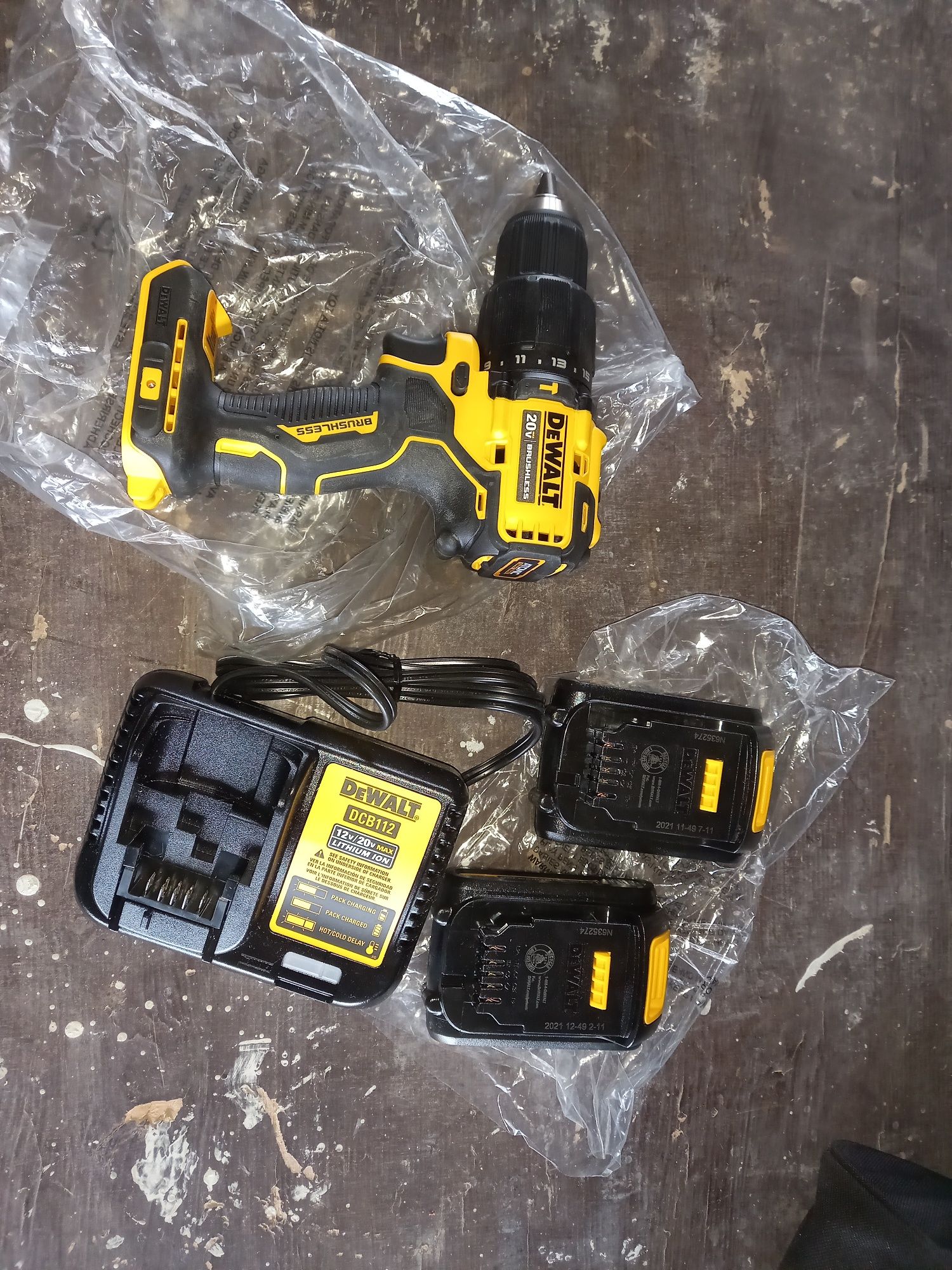Dewalt шуруповерт