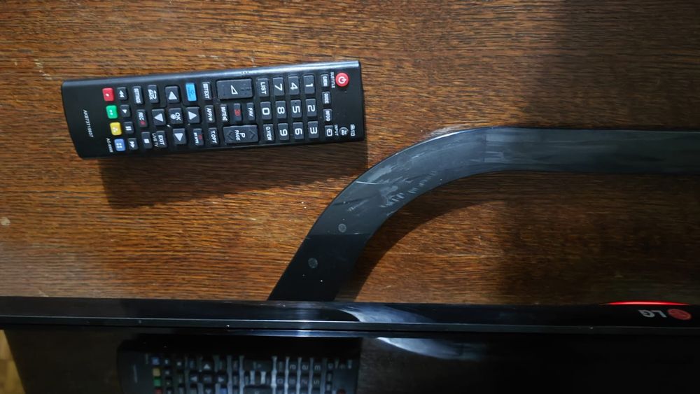Telewizor TV LG 42"