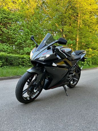 Yamaha  YZF-R125