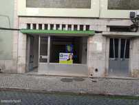 Loja com 97m2, no centro da cidade, na Rua Henrique Salles - Excelente