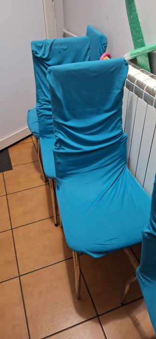 cztery krzesla dp kuchni itp.