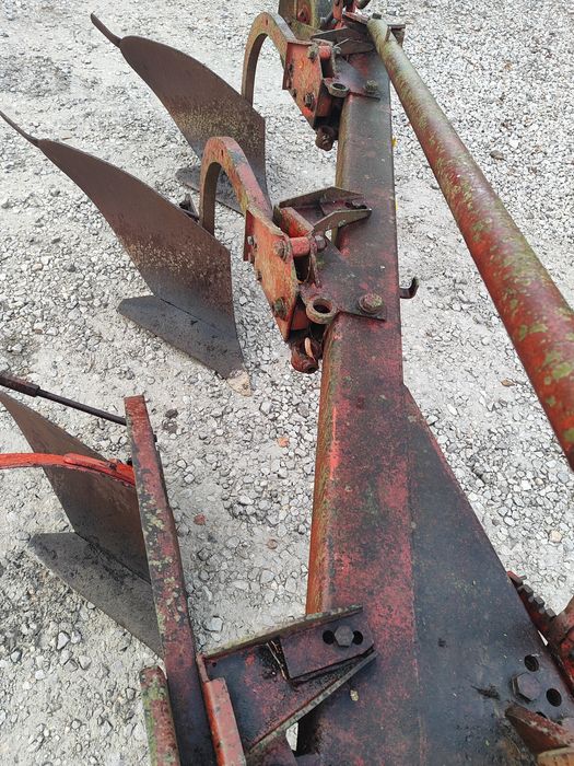 Pług zagonowy 3 skibowy Krone