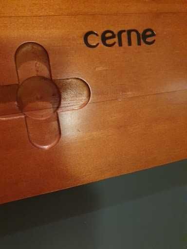Moveis Cerne como novos