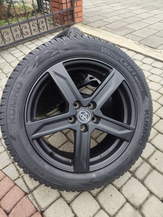 Nowe czarne homologowane koła Toyota 18 5x114,3 215/55/18 225/50/18