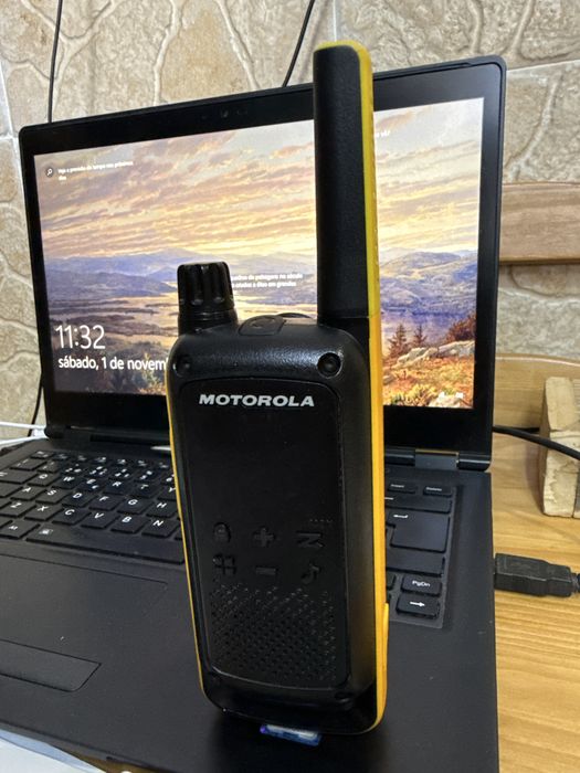 Walkie talkie motorola T82 extreme