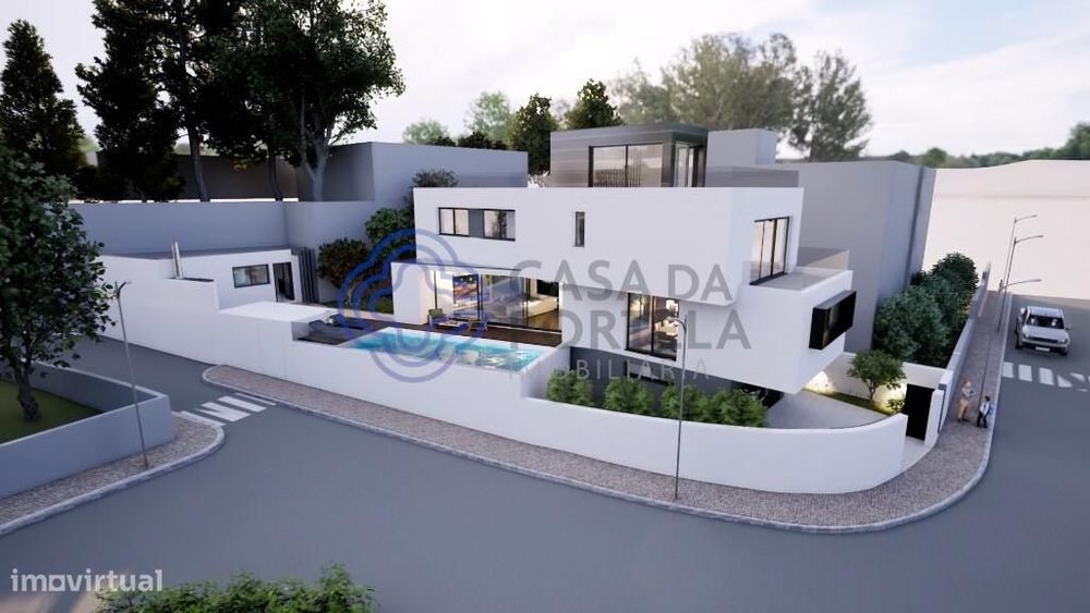Vivenda de luxo T3  em construção.