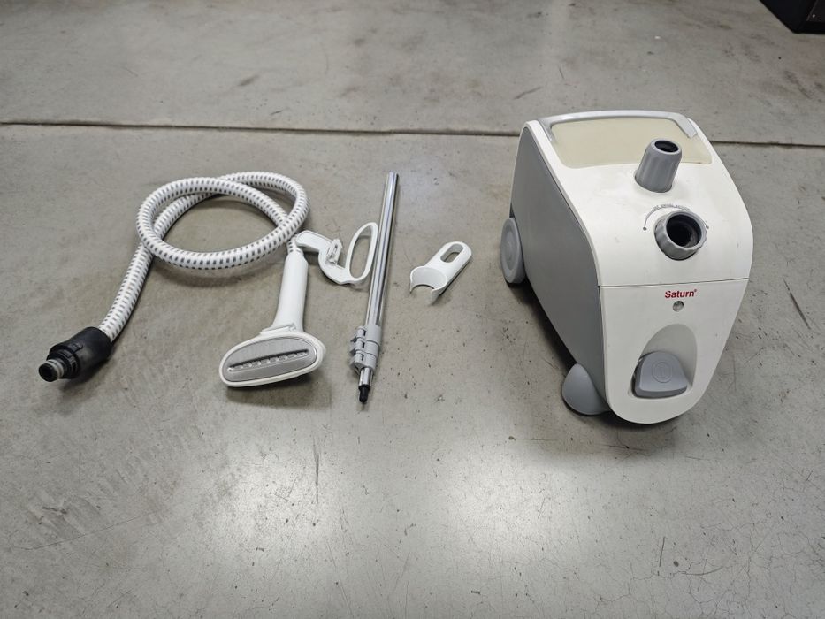 Продам паровой утюг отпариватель САТУРН