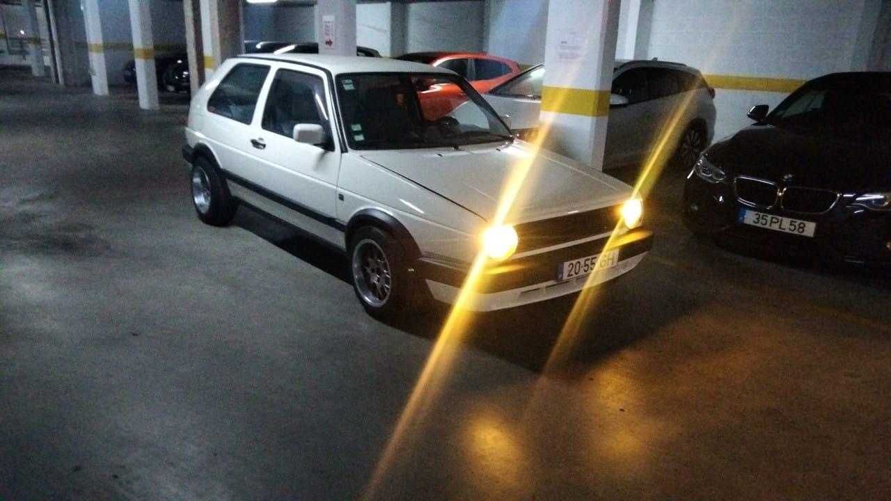 WV 1.6 GTD Impecável para amantes de carros antigos.