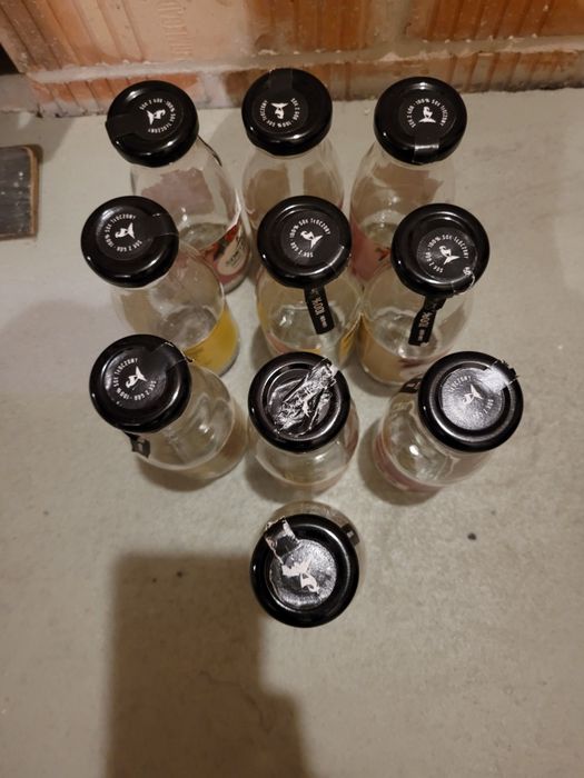 10 butelek 250 ml na soki i inne przetwory