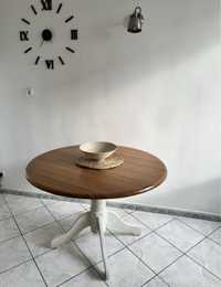 drewniany stół okrągły kuchnia salon