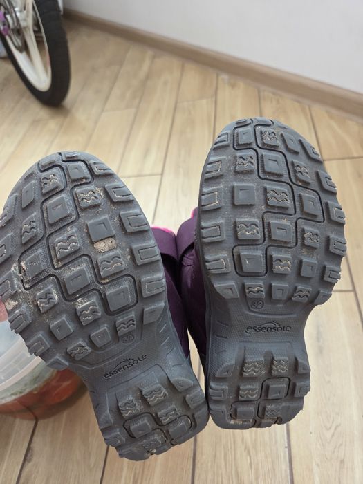 Взуття для дівчинки 32 розмір (реально на ніжку до 19 см)