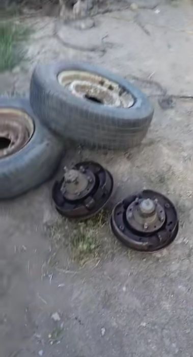 Продам ступіци колеса Волга ,Москвіч Жигуль