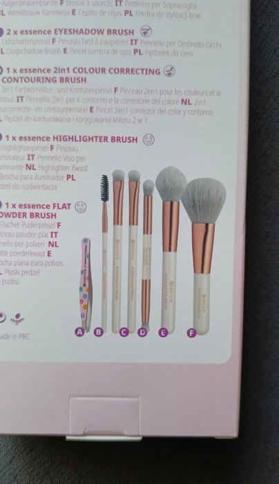 Zestaw pędzelków do makijażu Essence