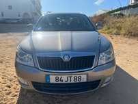 Vede se carro scoda octavia