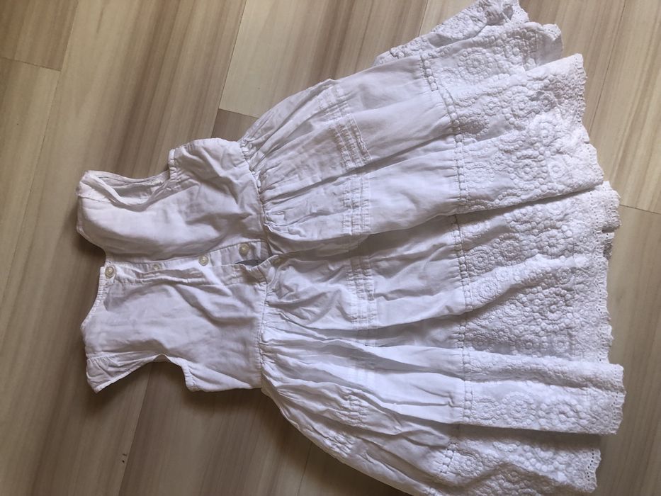 Sukienka biała okolicznościowa rozmiar 98