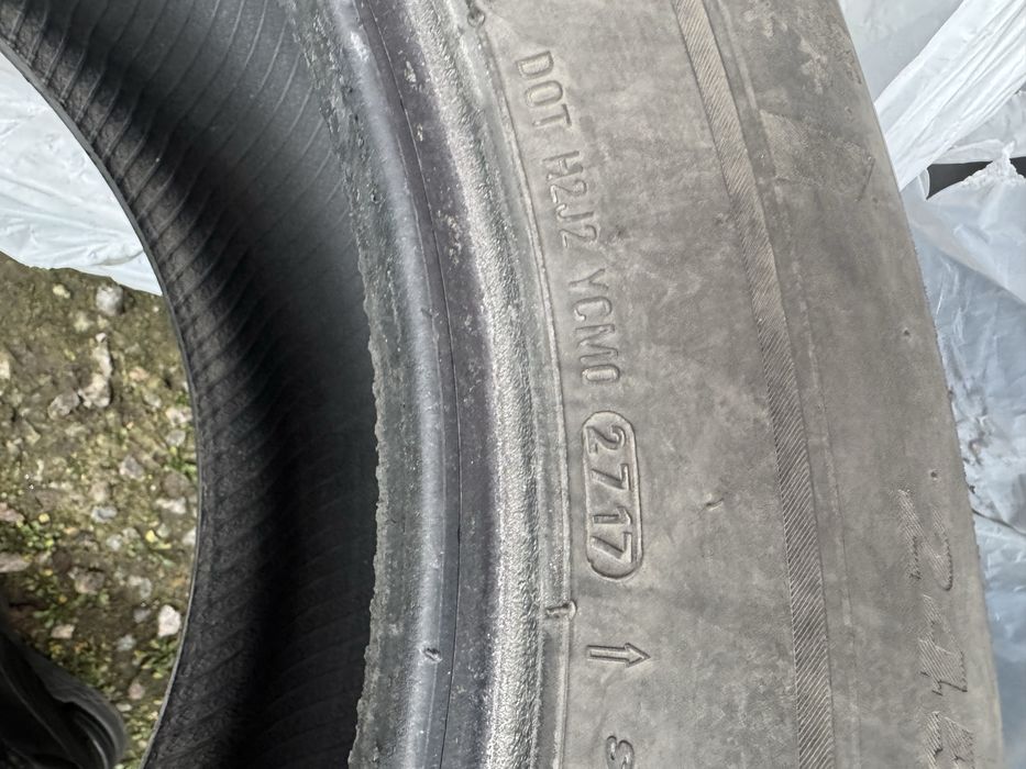 Продам зимнюю резину Kumho 245.65 r17