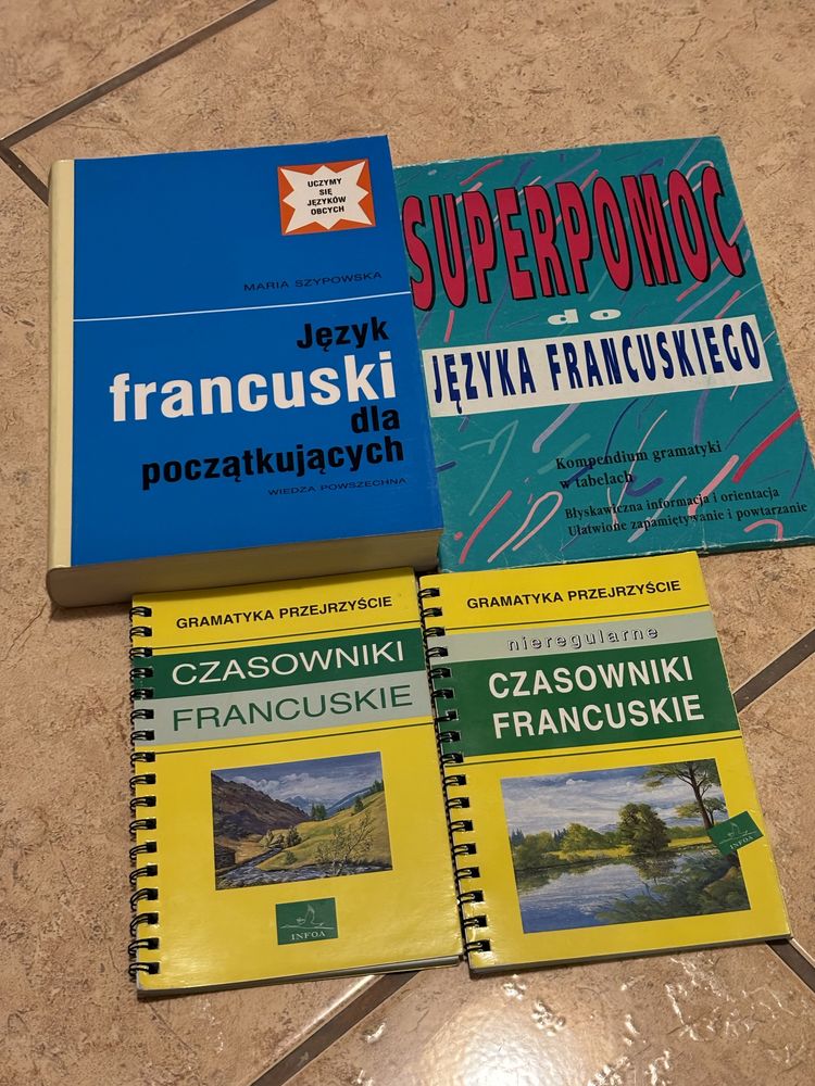 zestaw materiałów do nauki francuskiego