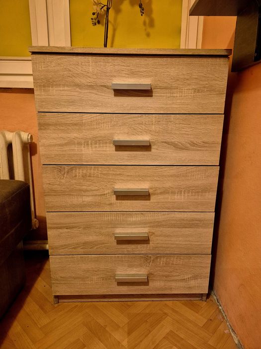 Oddam za darmo meble - komoda, drzwi, szafki wiszące, pawlacz, krzesło