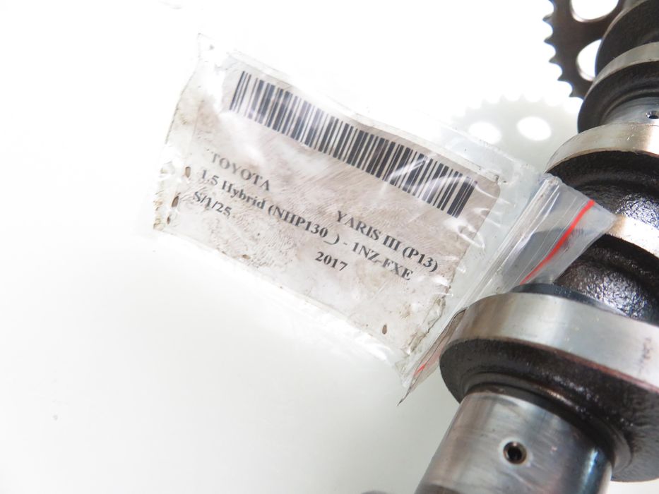 Wałek Rozrządu Toyota Yaris III 1.5 Hybrid 1nz-fxe