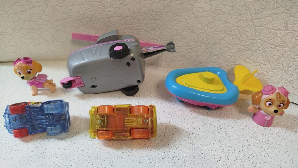 Скай на вертолёте и заводной лодке,маршал гонщик Щенячий патруль Ориги