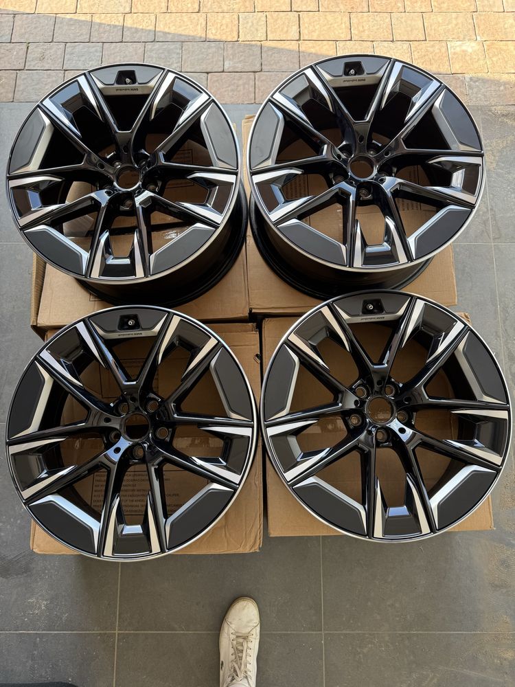 Oryginalne Felgi 20" BMW Individual 1001 / stan wzorowy